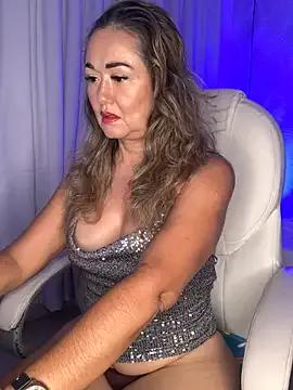 BunnyGlow50 on StripChat 