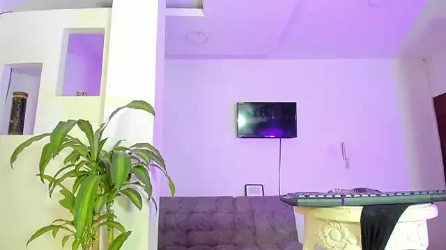 BunnyHotsx on StripChat 