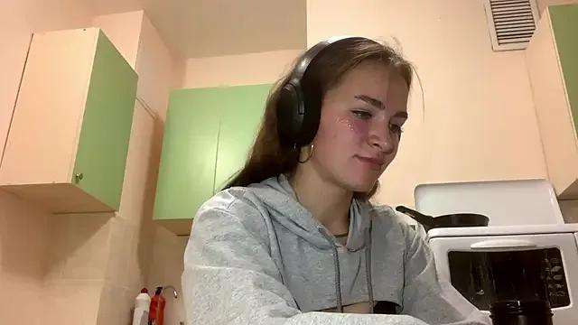 BunnyTiedeman on StripChat 