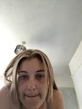 Busty-smiley-miley's avatar