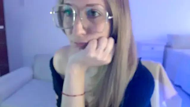 CabledHeredity on StripChat