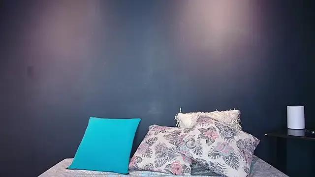 CamilaaSaenz — EXPAND ASS CLOSE UP