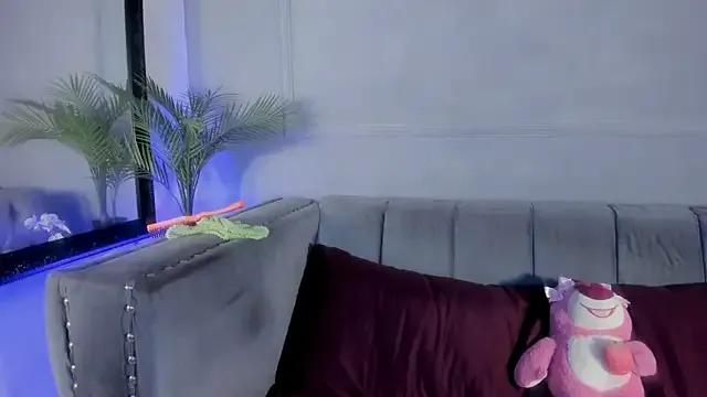 Candaceoweens on StripChat