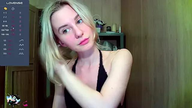Caramel_piegirl on StripChat 