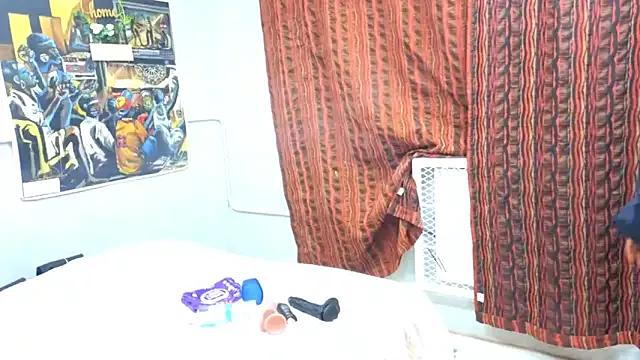 CaramelDelux27 on StripChat 