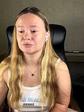 CaramelleSugar_ on StripChat 