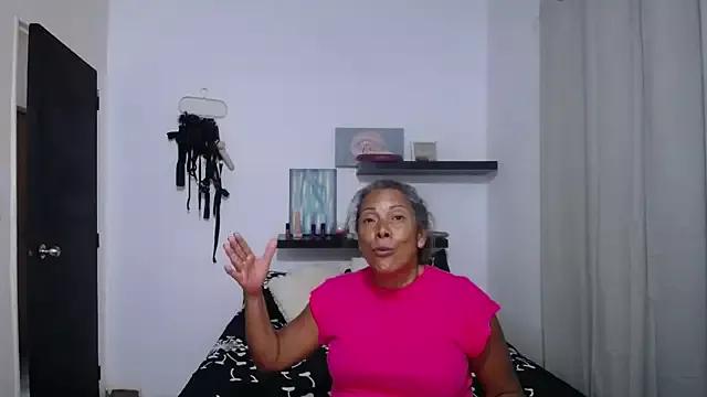 Carry_Big on StripChat 