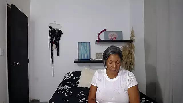 Carry_Big on StripChat 