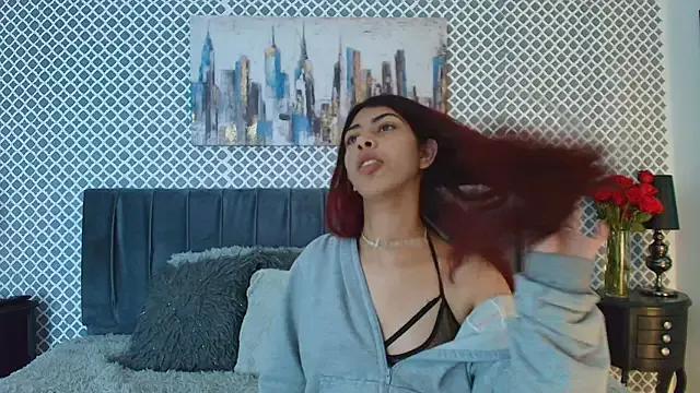 Cassie_bloom on StripChat 