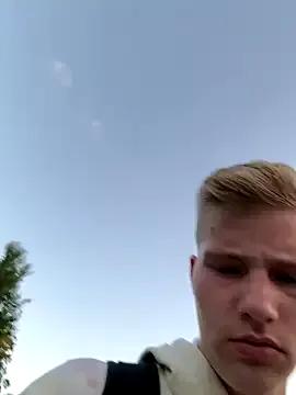 CDLukeLucy420 on StripChat