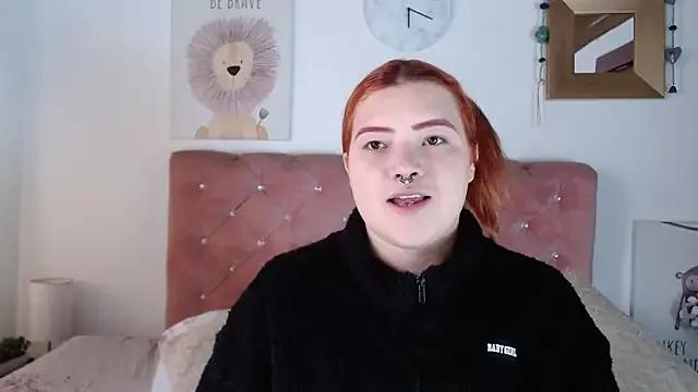 CelessteRedds on StripChat 