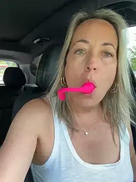 Cherry-red-xo — Super squirt in parking lot