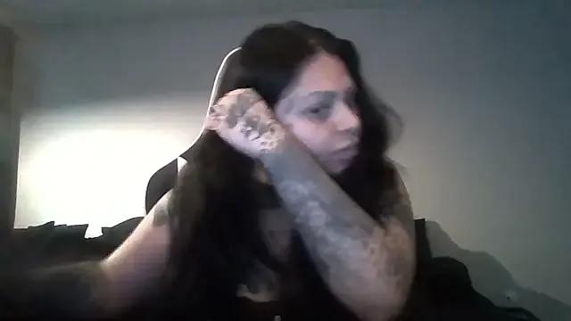 chicanachic13 — Freechat on StripChat