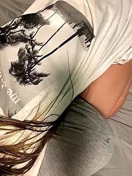 chocolatecakee on StripChat