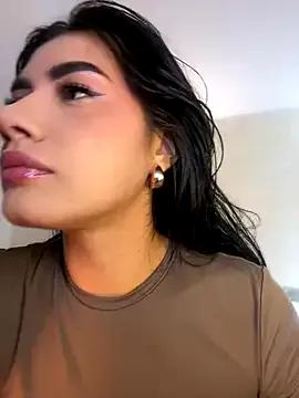 clarachanelricek — MAKE ME BIG SQUIRT PAPI