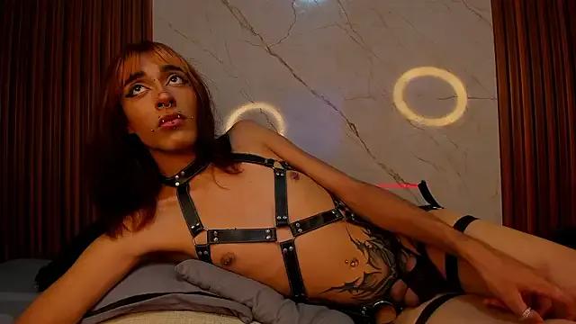 cloemorningstar — ass spanking x 4 + ass shaking