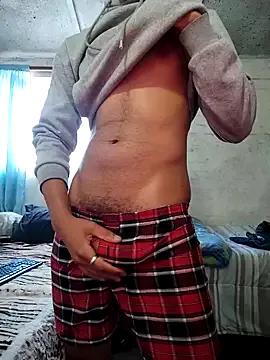 ColouredPapi on StripChat 