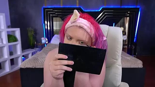 CoolTatis on StripChat 