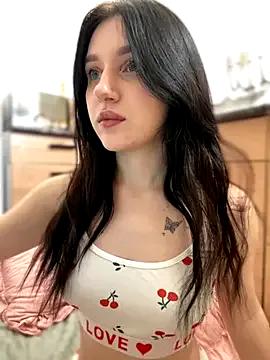Cuddlies_Lili on StripChat 