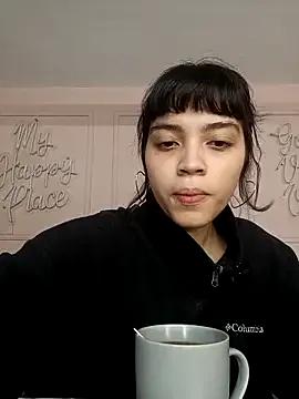 curious_kitten_ on StripChat