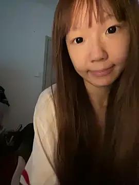 D-033 on StripChat