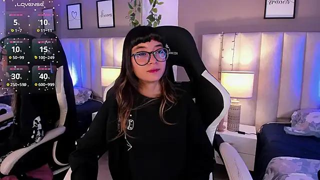 dayanne07 on StripChat 