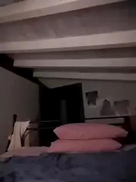 divinaerotica on StripChat 
