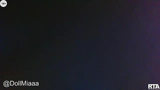 DollMiaaa on StripChat 