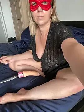 Dollssxx on StripChat 