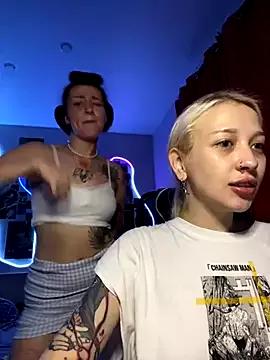 Dooubletroublee on StripChat 