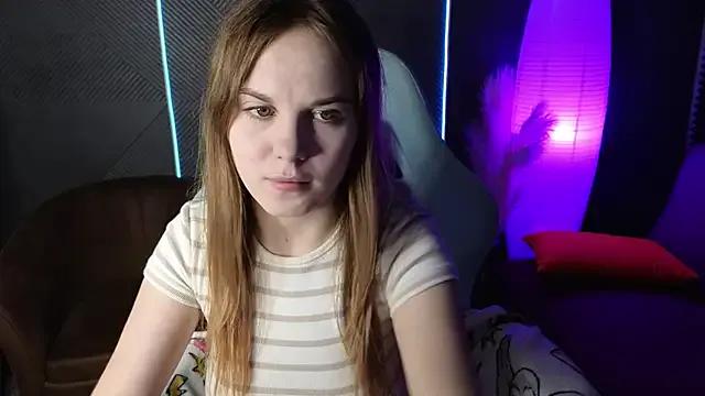 Dyna_bae — Private on StripChat