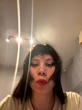 EemaHaruki on StripChat 
