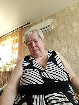 EffectFiona on StripChat 
