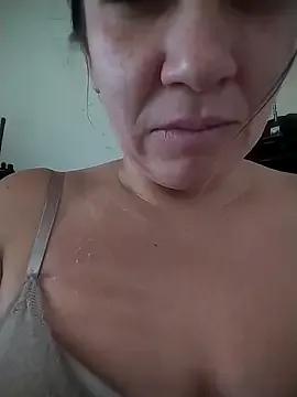 ELEKTRA_LUXURY on StripChat