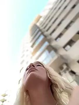 Ella_Charm on StripChat 