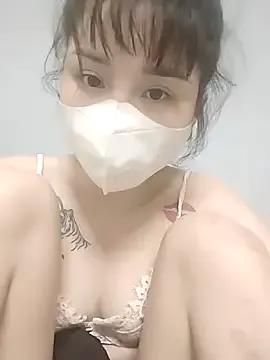 Ella_Lovee on StripChat 