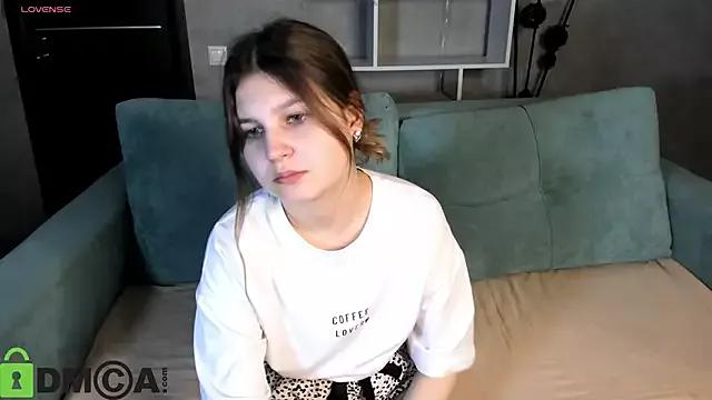 Elle_Ellise on StripChat 