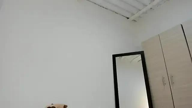Elle_Lee_ on StripChat