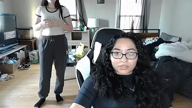 Elliewgfs on StripChat 