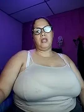 EllisW8 on StripChat 