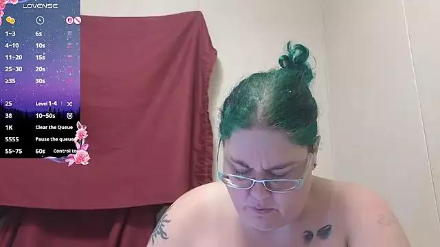 EmberCum on StripChat 
