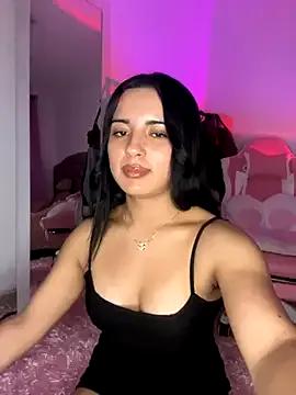Emily-14 on StripChat