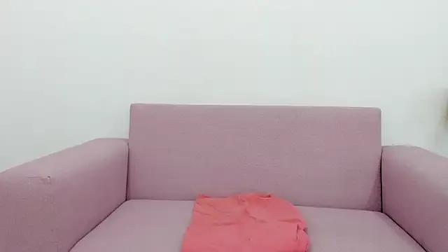 Emily-Carter — Striptease