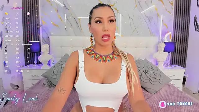 EmilyLeah_ on StripChat