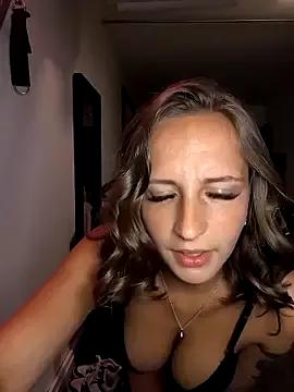 emma4xxx on StripChat 