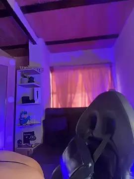 emma_fiore4_ on StripChat 