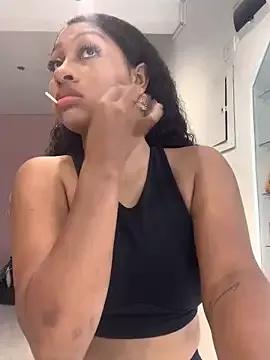 Emmacooperss on StripChat 