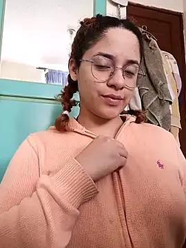 EmmaMelissa0521 on StripChat 