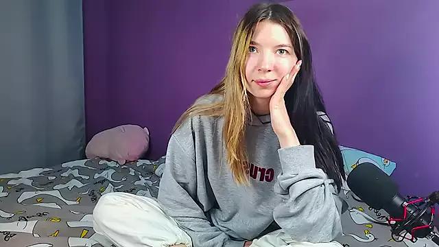 EmmieBlade on StripChat 