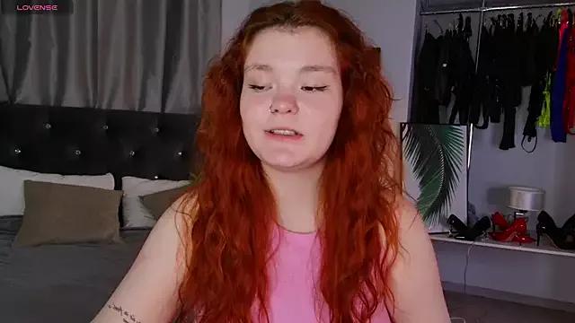 EnnySunrise on StripChat 